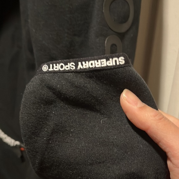 Super dry men’s black gym tech collection in size M - Picture 9 of 12